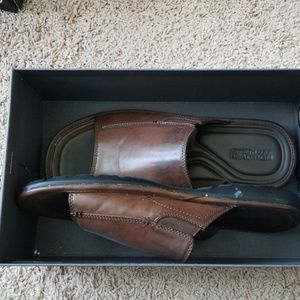 Kenneth Cole Reaction sandals